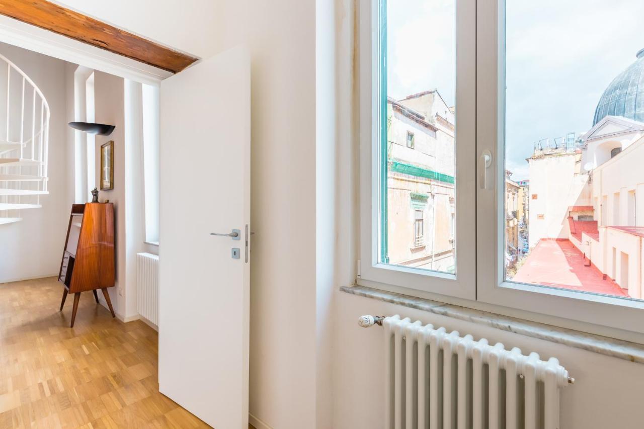 Nova Stylish House In Center By Napoliapartments Esterno foto